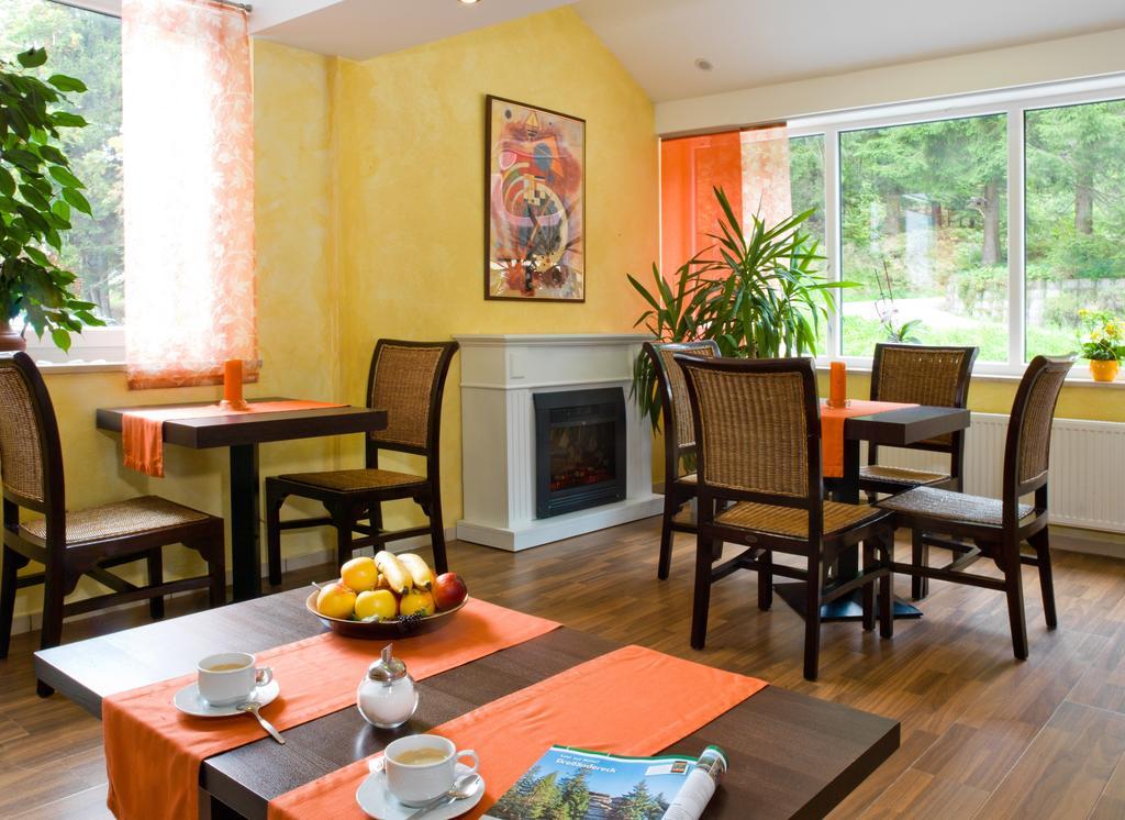 Hotel Haus Bayerwald Neureichenau Esterno foto